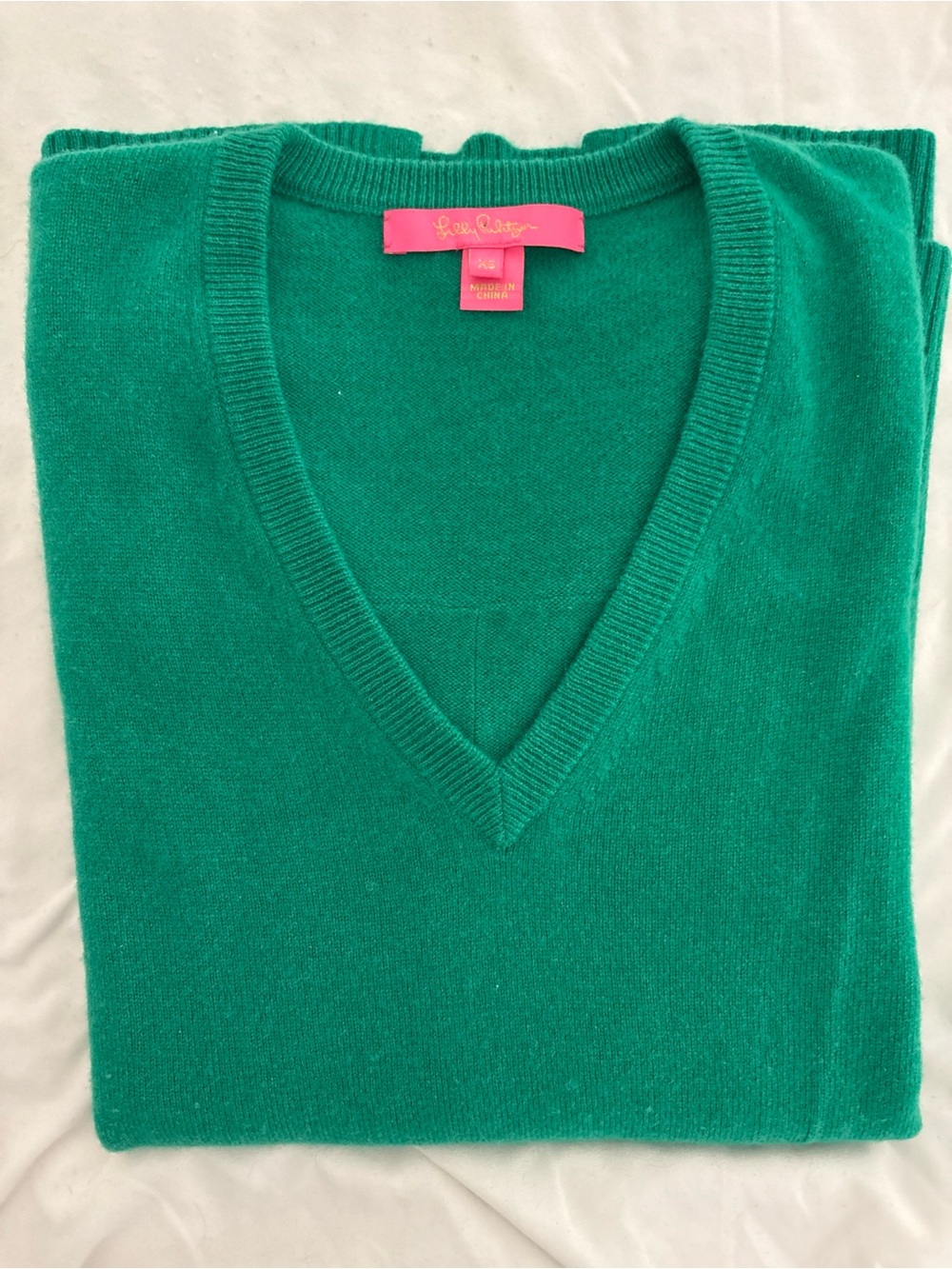 100% Cashmere Lilly Pulitzer Emerald Green V-Neck Pullover Sweater